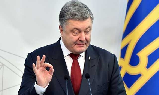 Як Порошенко відновлюватиме втрачені рейтинги