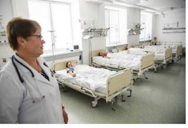 Сотни детей отравились в украинских городах. Новые версии загадочных событий