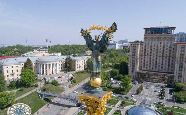 В Киеве до конца мая ограничили движение на Крещатике