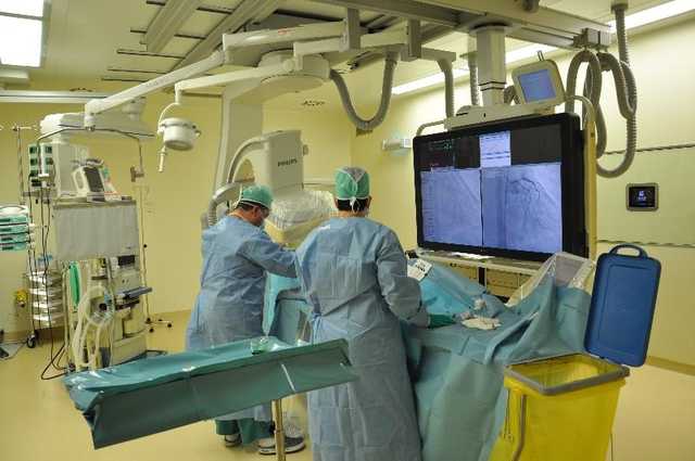 Смерть и болезни из-за нехватки диагностики: работники Львовской областной больницы бьют тревогу