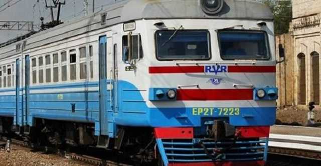 В Харькове электричка насмерть сбила пенсионера