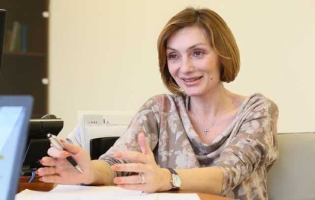 Обвиненная в коррупции Рожкова вернула свое кресло в НБУ через суд