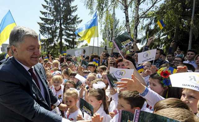 Порошенко заставил детей пять часов «жариться» на солнце – Кучеренко