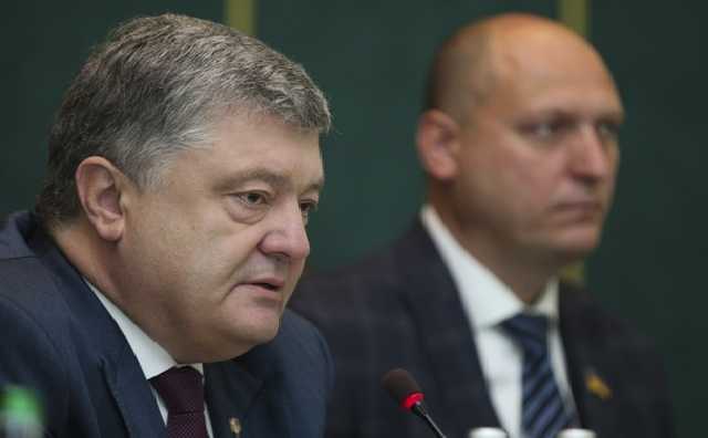 Порошенко рассказал, куда потратили "деньги Януковича"