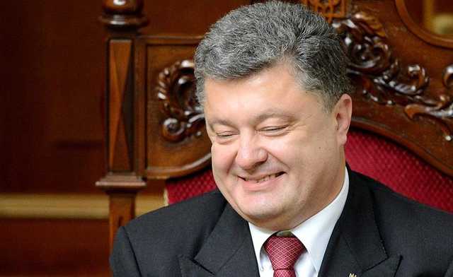 Шеф очень любит лесть – блогер о Прошенко