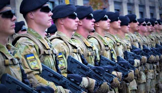 Михаил Подоляк: “История о неправильных беретах”