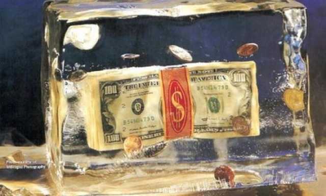 Миллионы долларов украинцев оказались замороженными из-за блокировки Webmoney