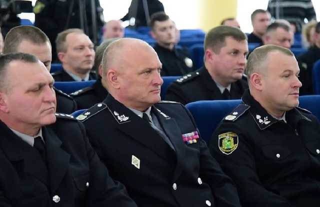 Во Львове на взятке задержали подчиненных Князева