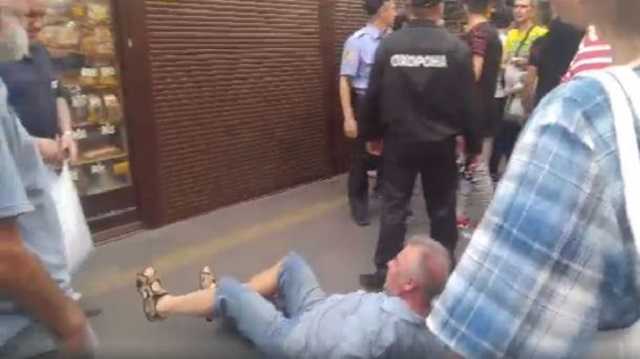 Нападение на пенсионера в Киеве: появились новые фото и данные о пострадавшем