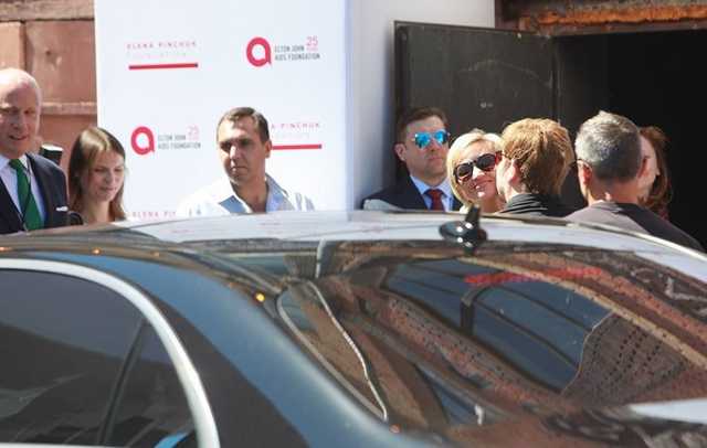 В Украину приехал Элтон Джон