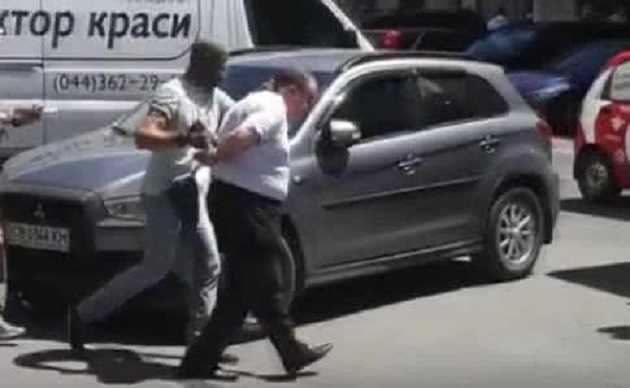 Подозреваемый в организации "убийства" Бабченко фигурирует и в других уголовных делах