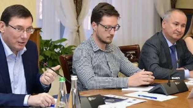 Михаил Подоляк: “Лестницы, ведущие вниз”