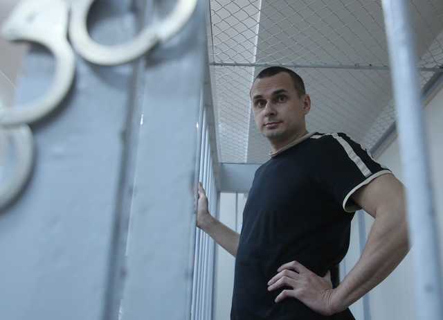 Прекращай голодовку. Пока Сенцов жив — шансы оказаться на свободе выше