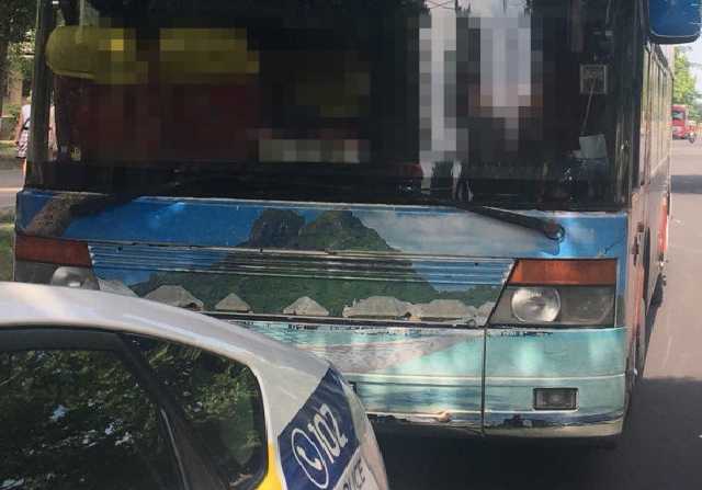 В Одессе пьяный водитель автобуса пытался отвезти детей в дельфинарий