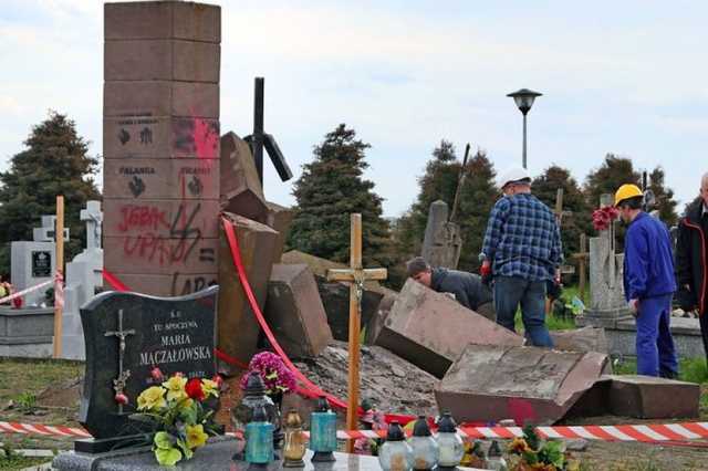 Скандал из-за УПА: историк обвинил Польшу в методах нацистов