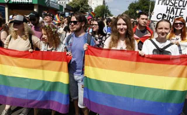 Депутаты Европарламента призвали украинскую власть выйти на Марш равенства