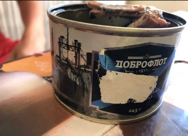 "С белком животного происхождения": показана мерзкая находка в еде крымчан