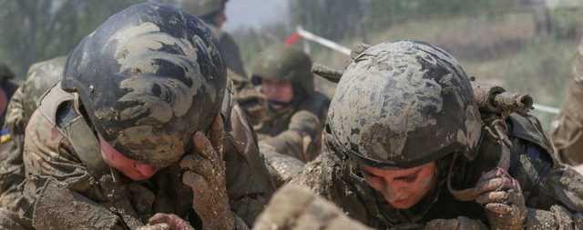 В течение суток бои на Востоке продолжались вдоль всей линии соприкосновения, военные ликвидировали одного оккупанта