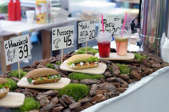 Украинцам поведали об опасностях уличной еды