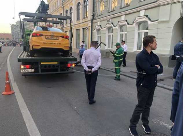 Таксист, сбивший в Москве группу прохожих, является гражданином Кыргызстана