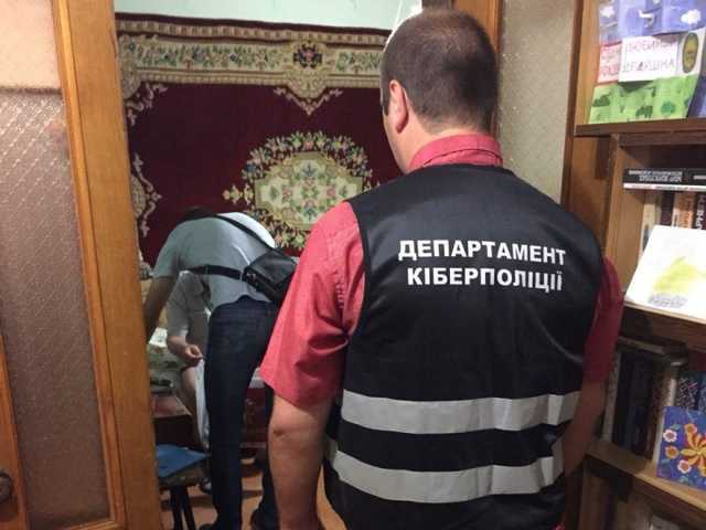 Харьковчанин продавал детское порно на интернет-форумах