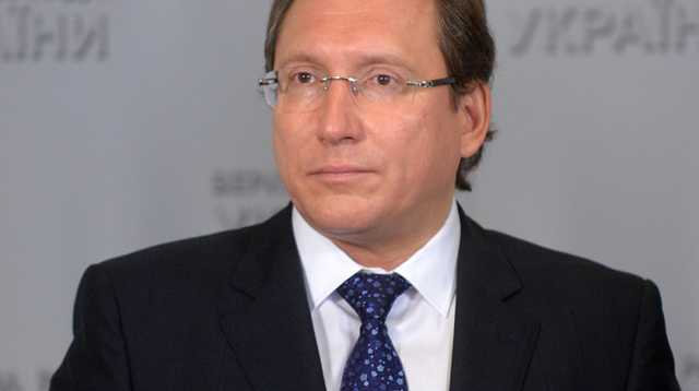 Депутат Кришин «втюхивал» украинцам контрафактные сигареты