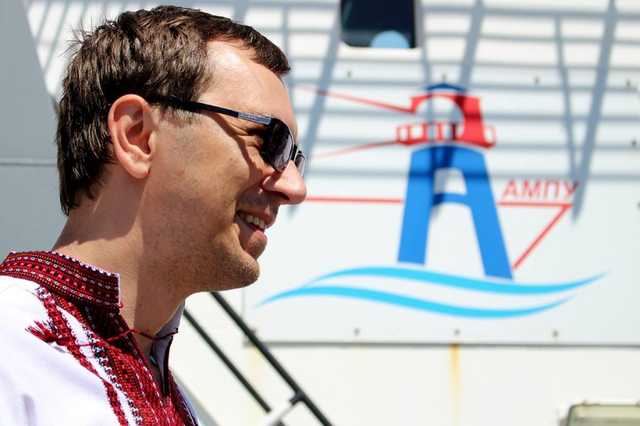 Мининфраструктуры решило убедить Tesla построить в Украине Gigafactory