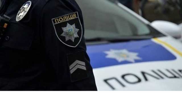 Полиция сообщила о подозрении 8 задержанным после нападения на лагерь ромов