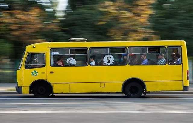 Ужасающее состояние украинской маршрутки взорвало соцсети