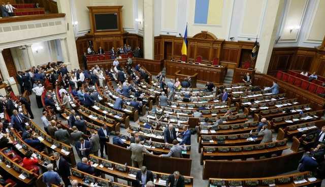 Президент призывает ВР как можно скорее отменить депутатскую неприкосновенность