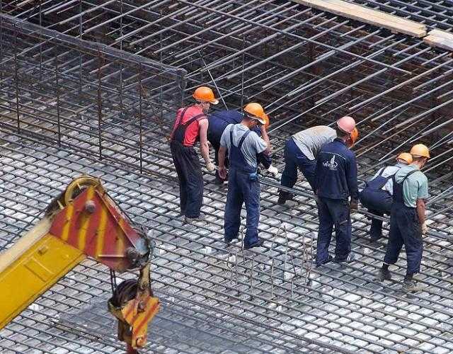 Українські заробітчани переказали з Польщі в 2,5 разів більше коштів, ніж з РФ