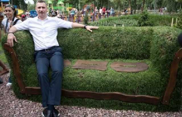 На зелених насадженнях можна відмити гроші, або як Кличко у Києві парки рахував