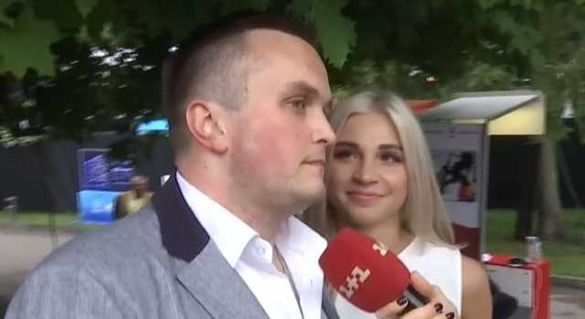 Назар Холодницкий впервые показал свою девушку