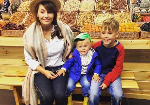 Крик ребенка был невыносимым: Малахова описала дикий случай с вакцинацией в Киеве