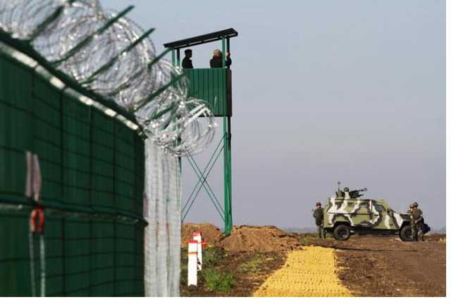 НАБУ и САП завершили громкое следствие по проекту "Стена"