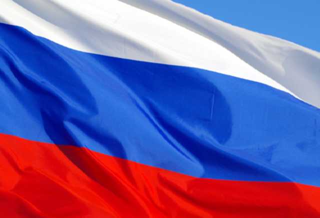 "Закопаю с триколором!" В центре Киева устроили потасовку из-за флага России