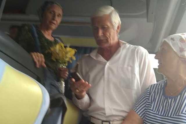 Під час похорону Левка Лук’яненка найманий водій глумився над його пам’яттю