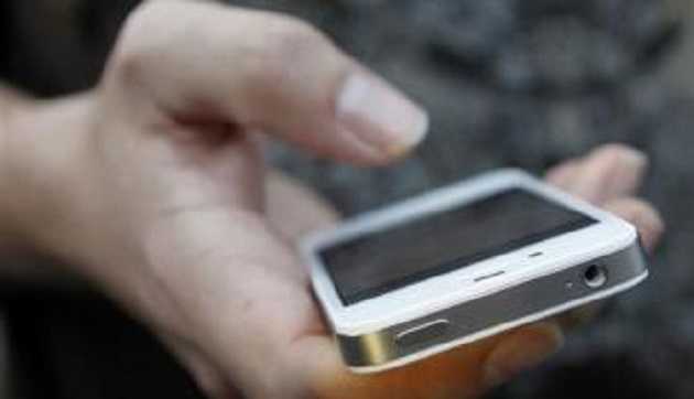 «Укр, сдавайся»: боевики «ЛДНР» «запугивают» бойцов ВСУ СМС-ками