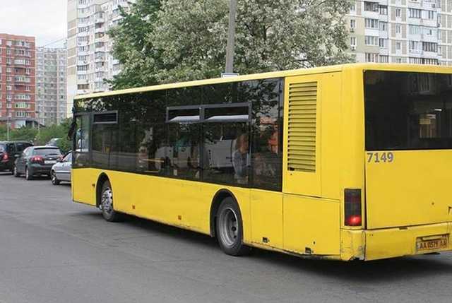 Маршрутки уже по 8, обещают поднять до 10 гривен