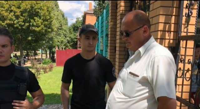 Суд отпустил помощника нардепа Мамчура, стрелявшего в подростка