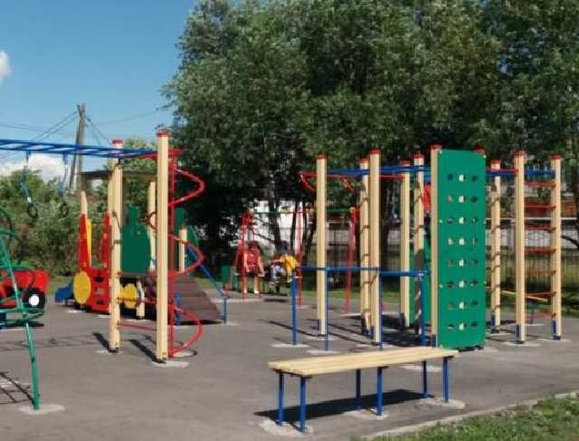 Ажиотаж вокруг «педофила» на детской площадке под Киевом: полиция рассказала всю правду