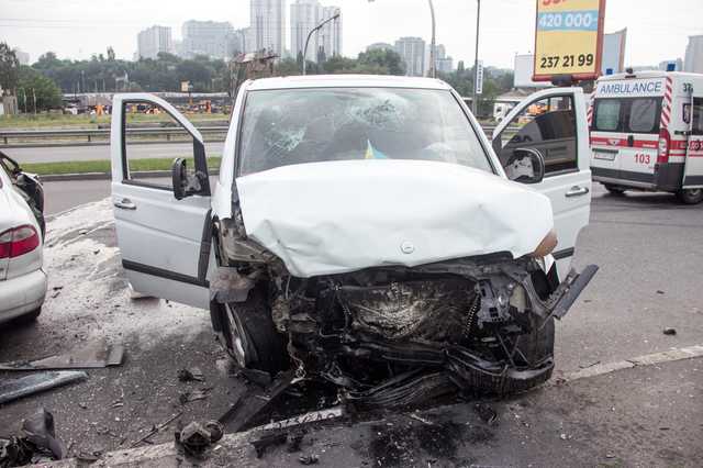    -  Daewoo  Mercedes:  ,  