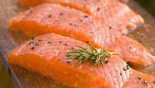 Какую опасность скрывает красная рыба из супермаркетов