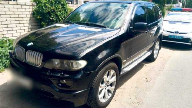 Автомобили-двойники: по Днепру колесят десятки поддельных BMW, Mazda и Audi