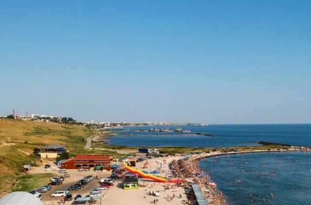 На украинском курорте бабушка пыталась спасти внуков и утонула сама