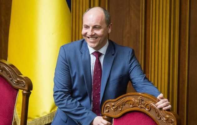 Нардепы и аппарат Рады получили более 16 млн грн отпускных в июле