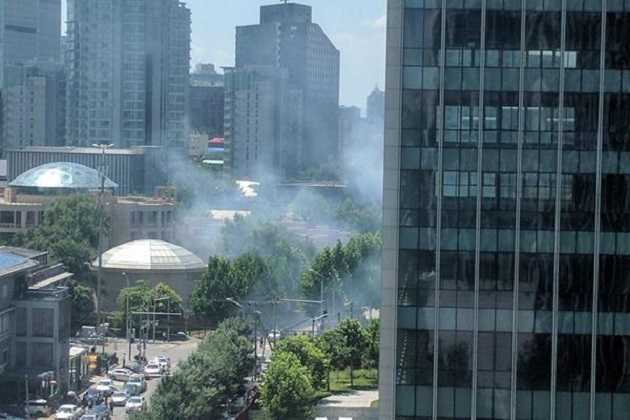 В Пекине прогремел мощный взрыв у посольства США