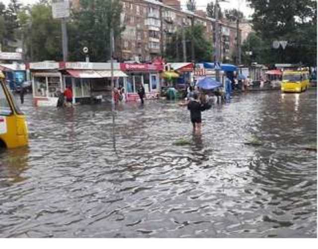 Где затапливает Киев: составлен список потенциально опасных мест