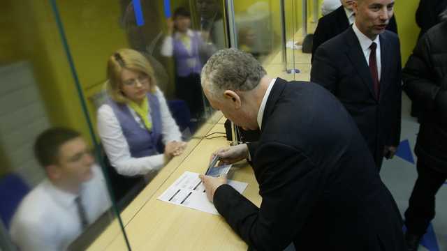 Визы, права и "быстрые" браки: какие документы подделывают чаще всего