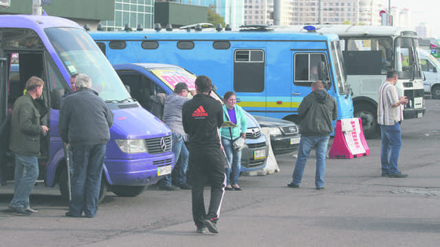 "Если полиция — просто не выезжаем на рейс". Как в Украине проходит проверка маршруток